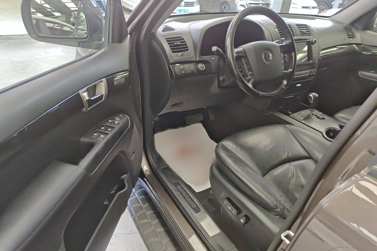 起亚 霸锐 2015款 3.8L 豪华版 国IV中控内饰7002