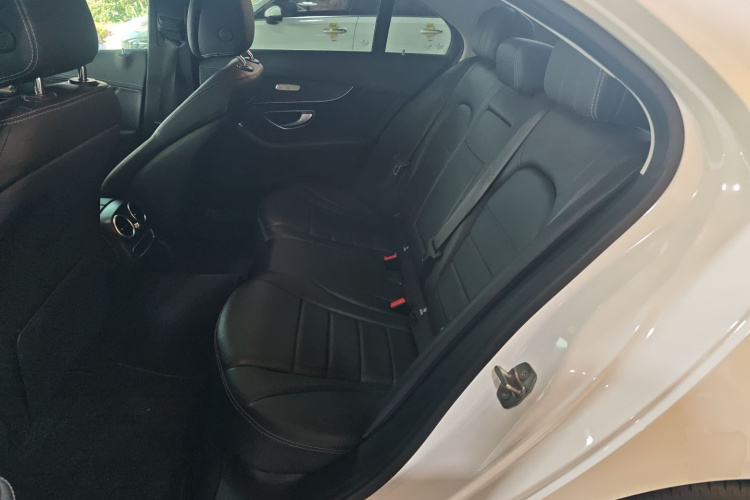 奔驰C级 2020款 改款 C 200 L 时尚型运动版中控内饰21