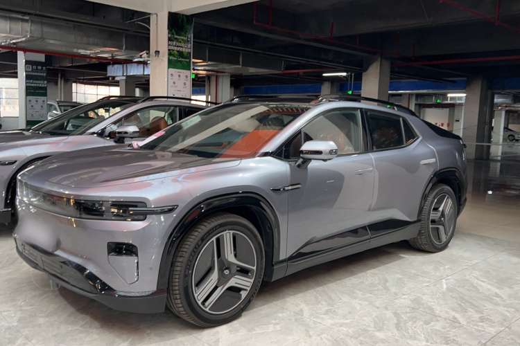 长安启源E07 2025款 纯电 四驱 90kWh Ultra高性能版车身外观6004