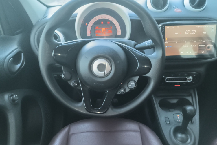 smart forfour 2018款 1.0L 52千瓦灵动版局部细节13