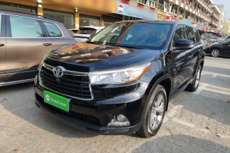 丰田 汉兰达 2015款 2.0T 两驱精英版 5座