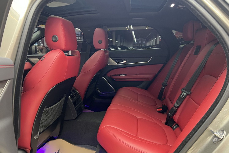 捷豹XFL 2021款 XFL 2.0T P250 两驱精英运动版中控内饰7007