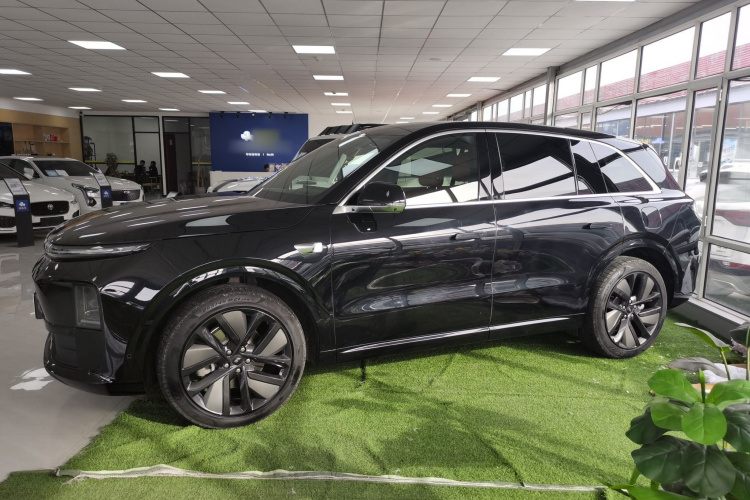 理想汽车 理想L6 2024款 Pro车身外观4