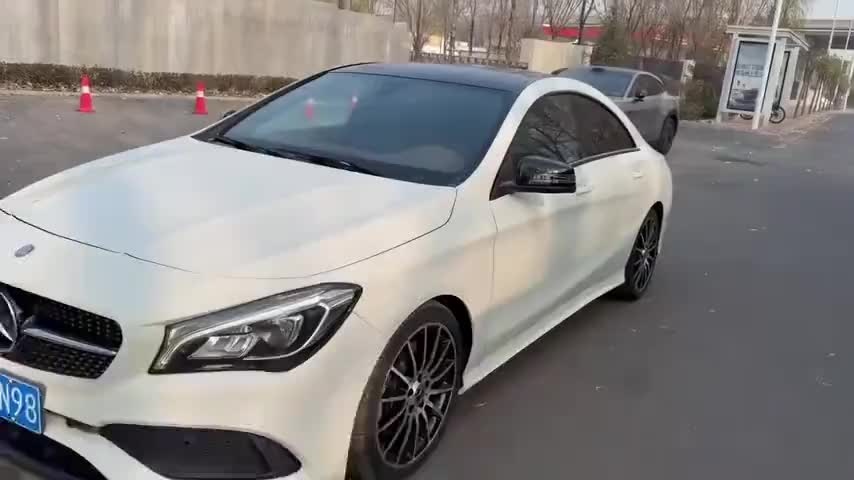 奔驰CLA 2016款 改款 CLA 260 4MATIC实拍1