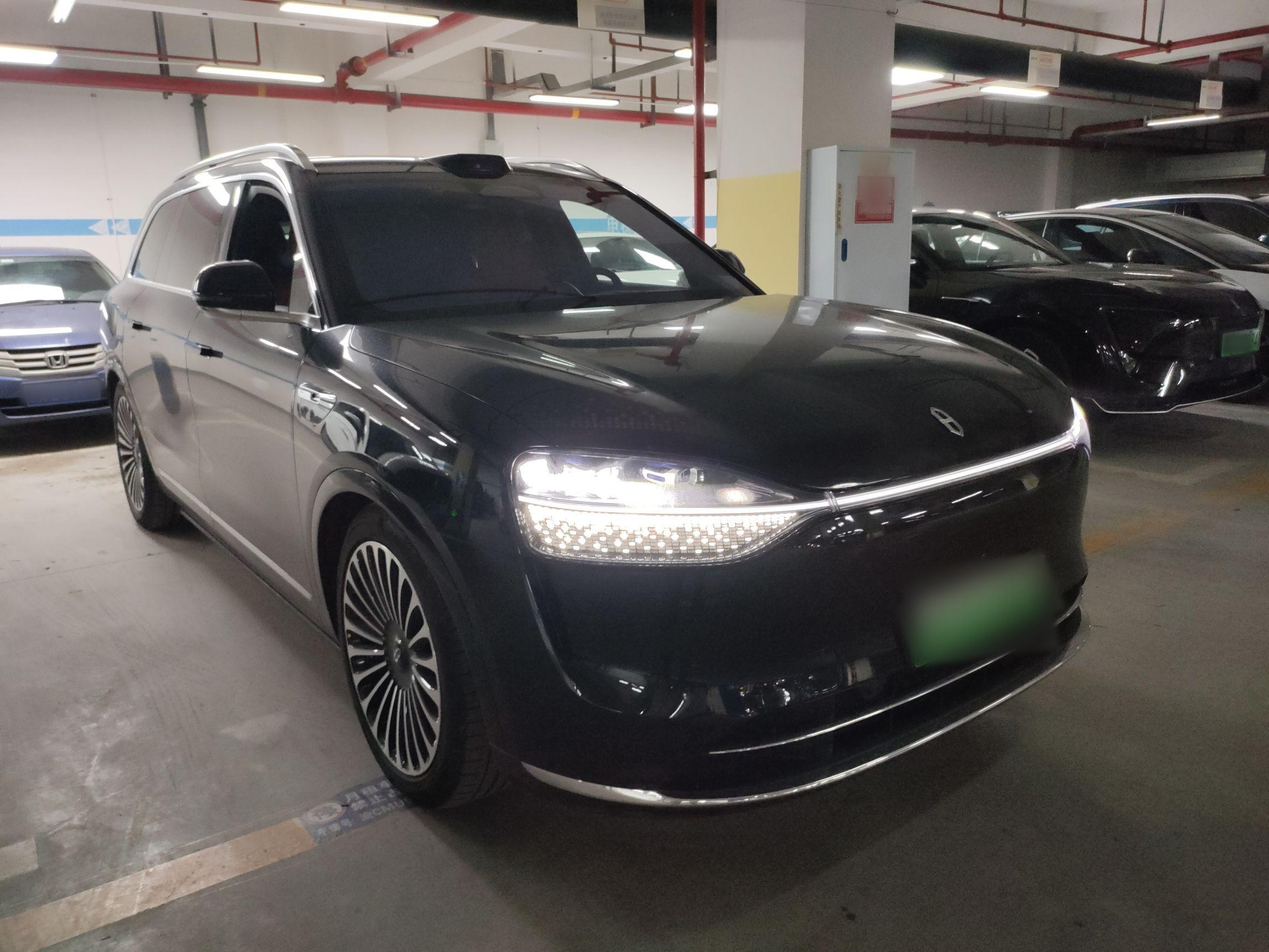 鸿蒙智行 问界M9 2024款 增程 Ultra版 42kWh 6座版