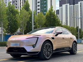 阿维塔11 2024款 700 三激光四驱推荐版