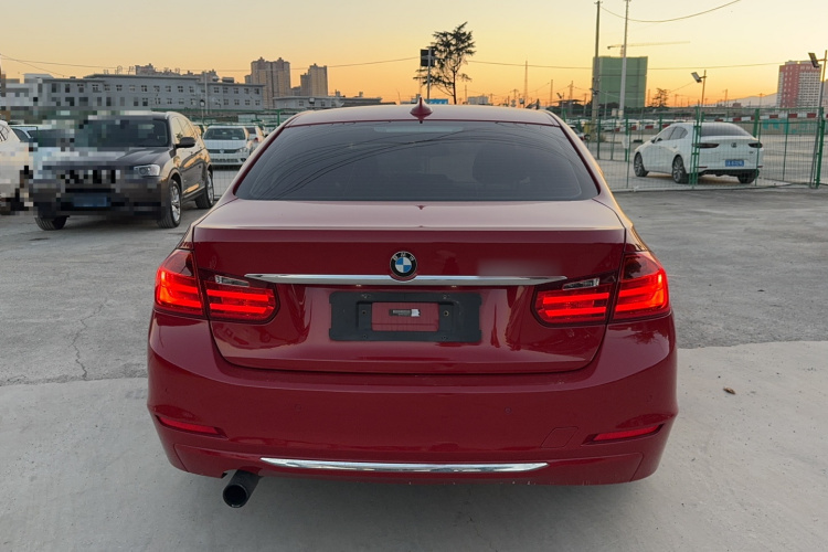 宝马3系 2013款 改款 320Li 豪华设计套装车身外观6005