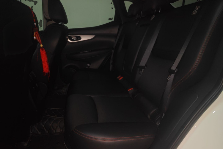 日产 逍客 2019款 2.0L CVT豪华版中控内饰21