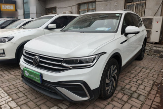 大众 途观L 2024款 300TSI 自动两驱智享版