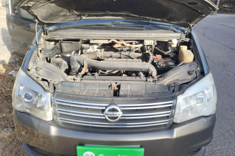 东风风行 菱智 2015款 M5 Q7 2.0L 9座长轴舒适型局部细节24