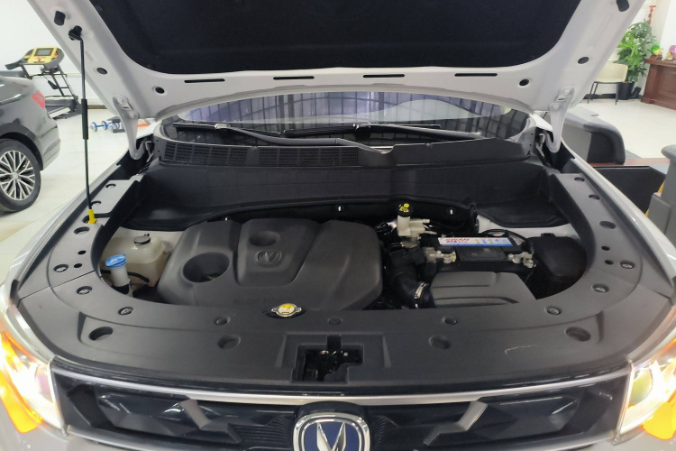 长安CS35PLUS 2019款 1.6L 自动酷联版局部细节24
