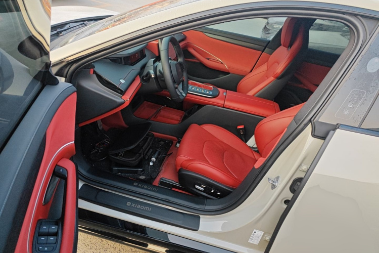 小米汽车 小米SU7 2024款 四驱超长续航高阶智驾Max版中控内饰7003