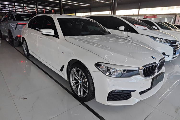 宝马5系 2019款 525Li M运动套装车身外观6002