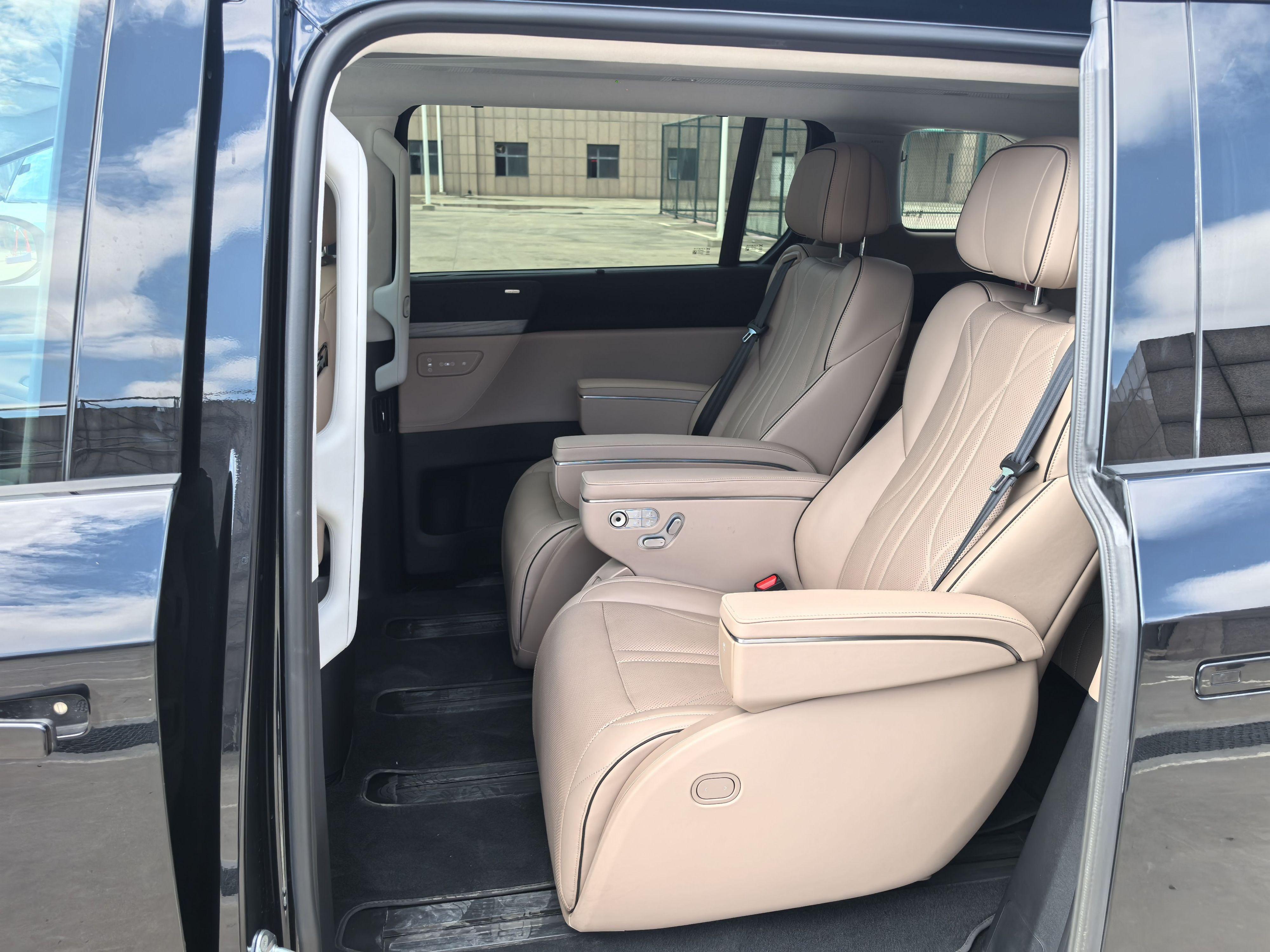 小鹏X9 2024款 702超长续航Max