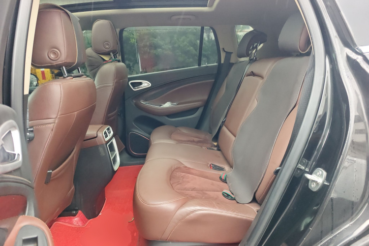 别克 昂科威 2016款 20T 两驱精英型中控内饰7004