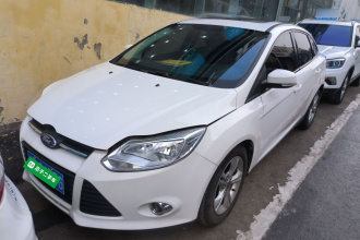 福特 福克斯 2012款 三厢 1.6L 自动风尚型