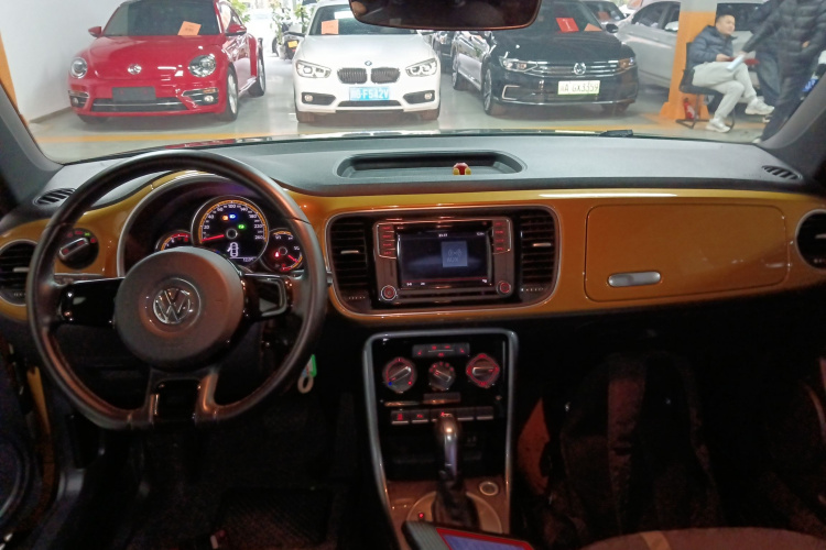大众 甲壳虫 2017款 180TSI 沙丘越野版中控内饰7002