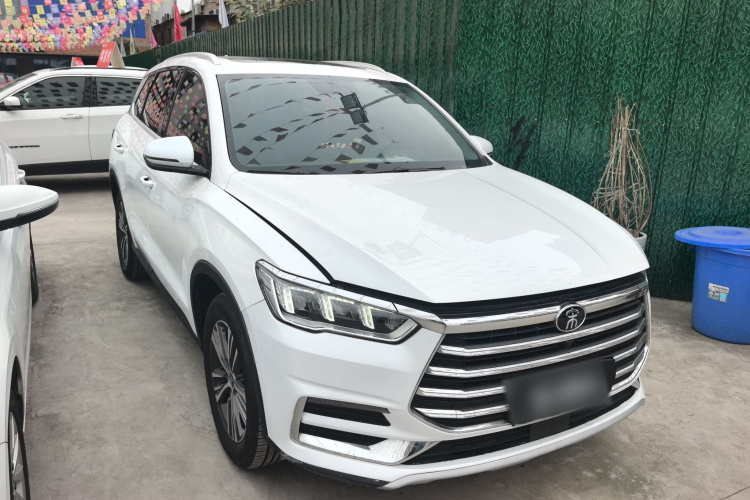 比亚迪 宋Pro 2019款 1.5T 自动精英型车身外观3