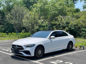 奔驰C级 2023款 改款二 C 260 L 运动版