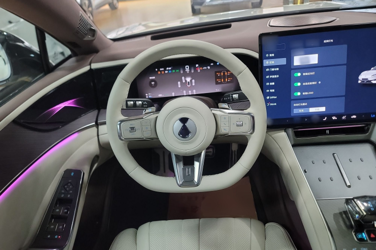 腾势Z9GT 2024款 1100四驱Max版局部细节13