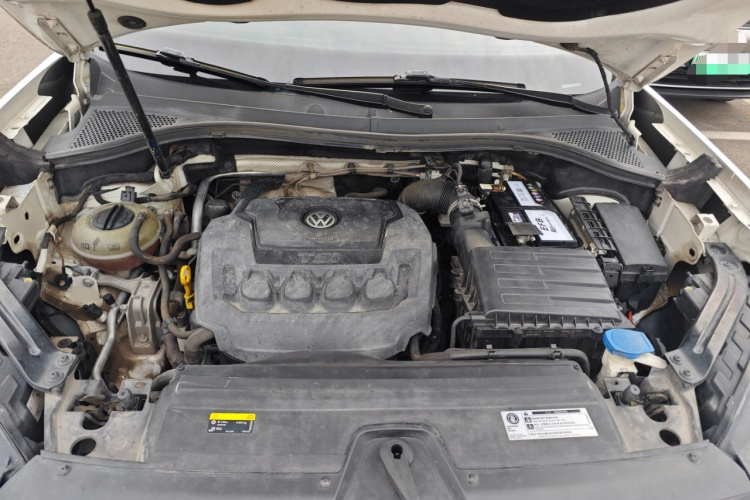 大众 探岳 2019款 330TSI 四驱豪华型 国V机舱底盘24