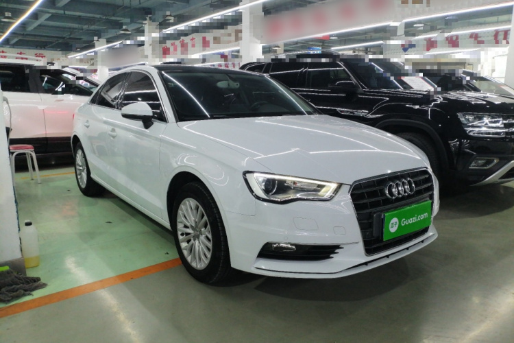 奥迪A3 2015款 Limousine 35 TFSI 百万纪念智领型车身外观3