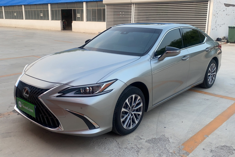 雷克萨斯ES 2023款 200 卓越版车身外观1