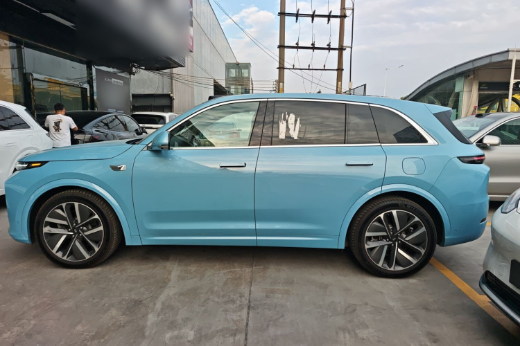 理想汽车 理想L7 2024款 Ultra车身外观4