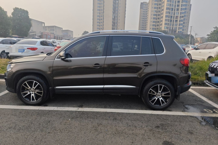 大众 途观 2015款 1.8TSI 自动两驱豪华型车身外观4