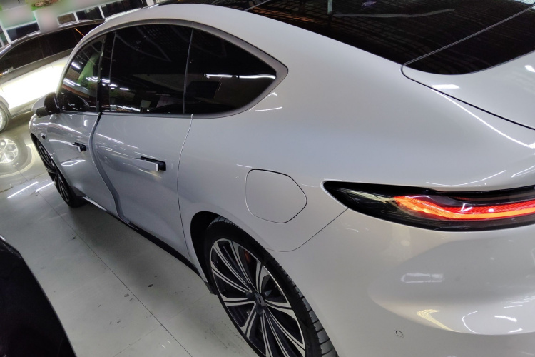 蔚来ET7 2022款 75kWh车身外观6003