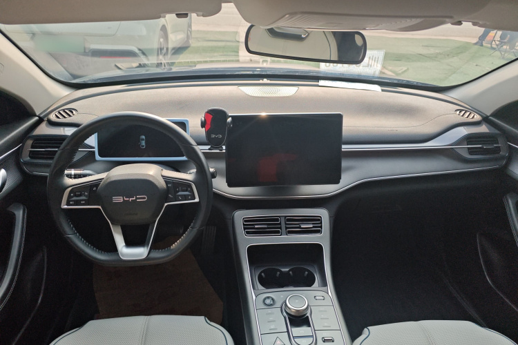 比亚迪 驱逐舰05 2024款 荣耀版 DM-i 55KM 豪华型中控内饰12