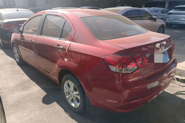 长城C30 2015款 经典版 1.5L 手动畅享型车身外观6003