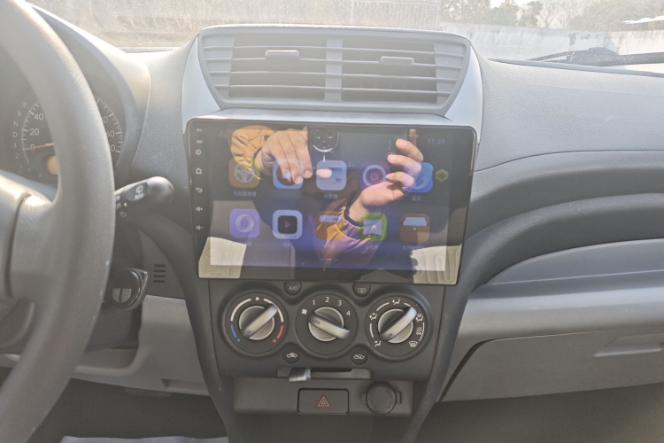 铃木 奥拓 2016款 1.0L 自动豪华炫动版局部细节16