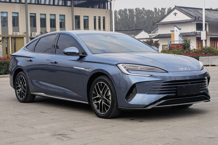 比亚迪 海豹07 DM-i 2025款 DM-i 1.5L 125km 豪华型车身外观6006