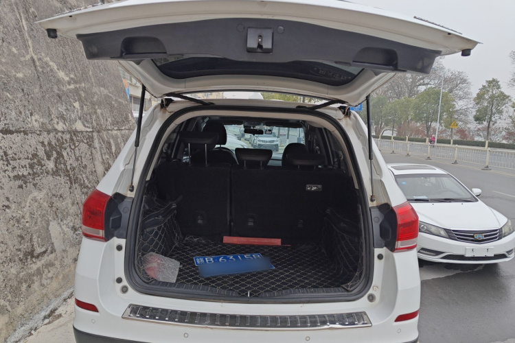 哈弗H6 2017款 蓝标 运动版 1.5T 自动两驱尊享型机舱底盘23