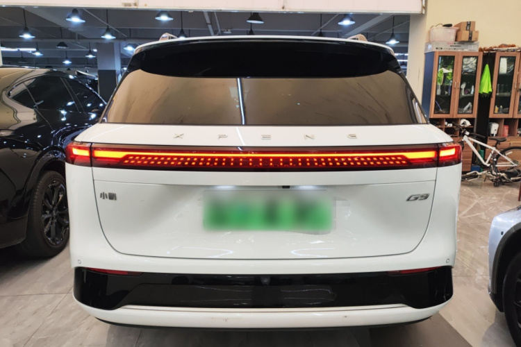 小鹏G9 2022款 702 Pro车身外观6