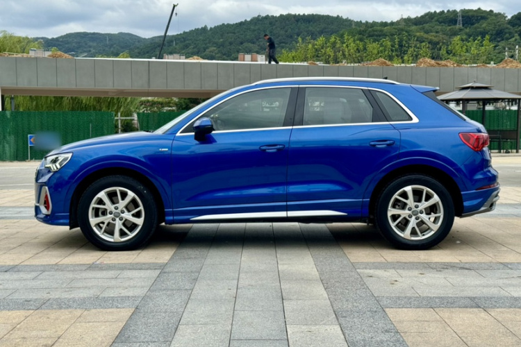 奥迪Q3 2019款 35 TFSI 进取动感型车身外观6007