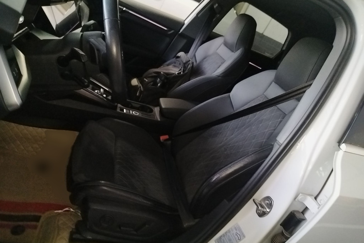 奥迪A3 2021款 Sportback 35 TFSI 豪华运动型中控内饰19