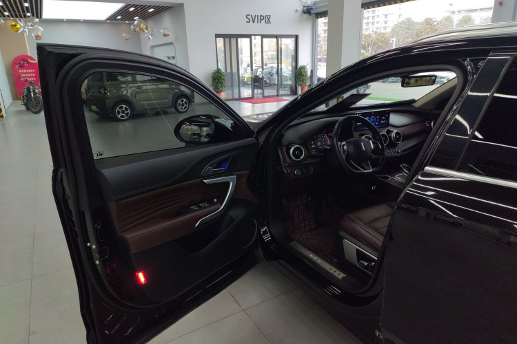 魏牌 VV7 2020款 2.0T 超豪型中控内饰20