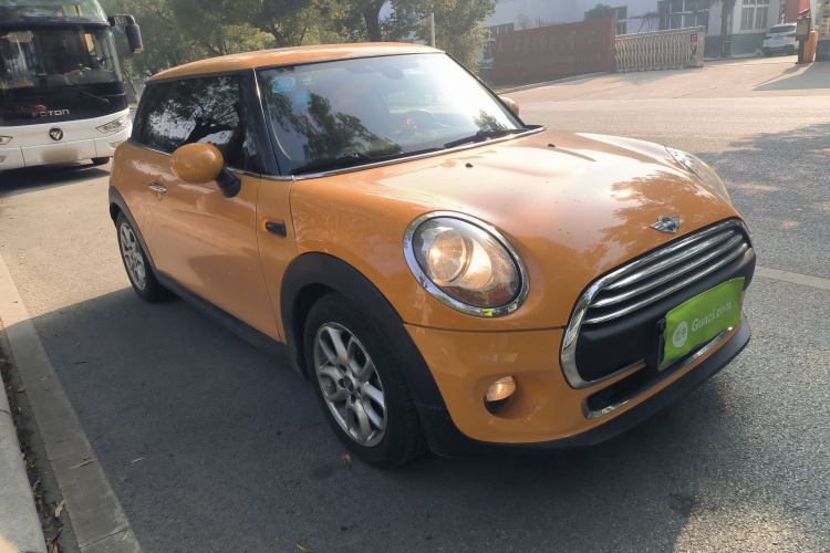 MINI 2014款 1.2T ONE+车身外观3