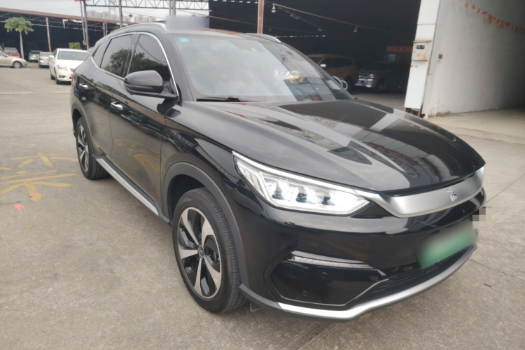 比亚迪 宋PLUS新能源 2021款 EV 旗舰型车身外观6002