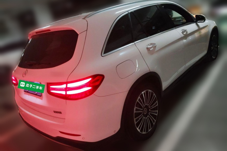 奔驰GLC 2019款 GLC 260 L 4MATIC 动感型车身外观6