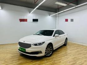 福特 金牛座 2019款 EcoBoost 245 尊享版