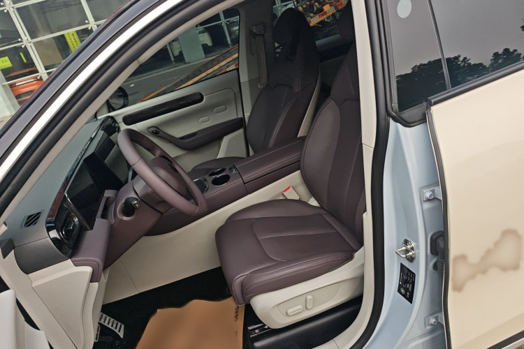 零跑汽车 零跑C11 2023款 增程 300智享版局部细节19