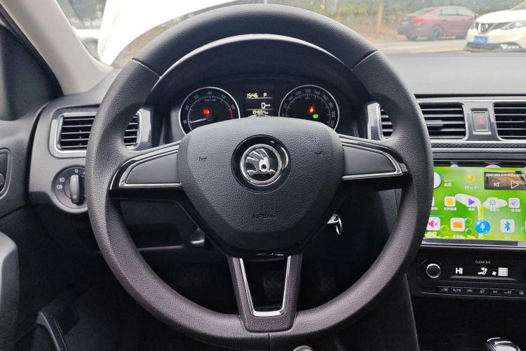 斯柯达 昕动 2016款 1.6L 自动智行版中控内饰13