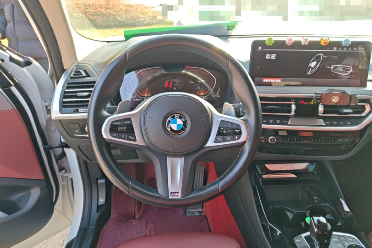 宝马X3 2022款 xDrive30i 领先型 M曜夜套装中控内饰13