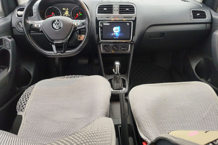 大众 Polo 2016款 1.6L 自动舒适型中控内饰12