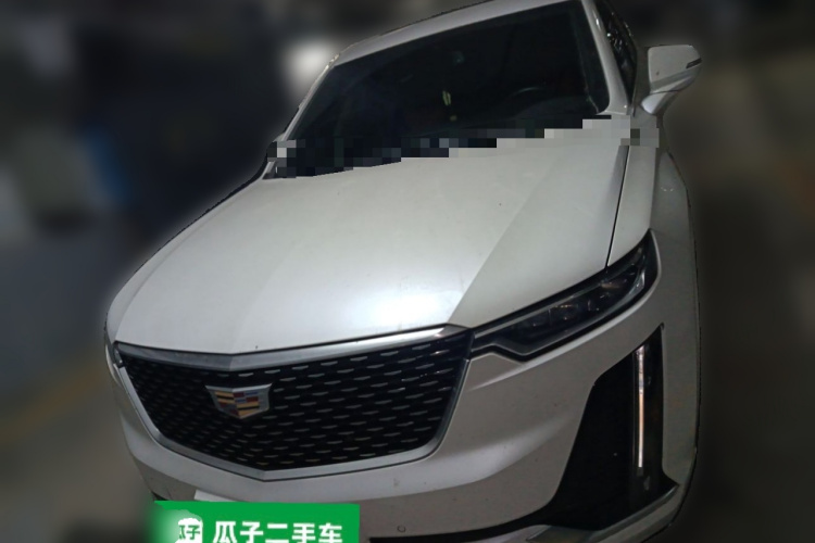 凯迪拉克XT6 2021款 2.0T 六座两驱豪华型车身外观2