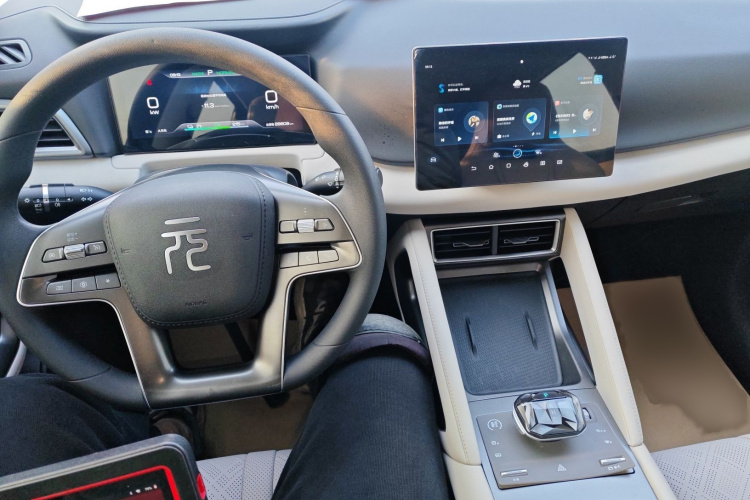 比亚迪 元UP 2024款 301KM 领先型中控内饰7002