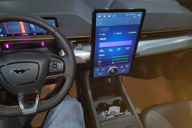 福特电马 2024款 GT风暴版中控内饰7002